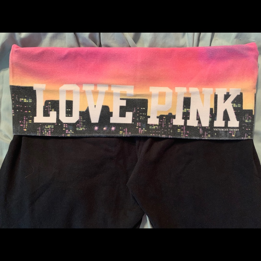 Victoria’s Secret yoga pants